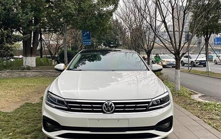 Volkswagen Passat B8 рестайлинг, 2020 год, 1 800 000 рублей, 4 фотография