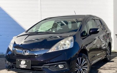 Honda Fit Shuttle I рестайлинг, 2014 год, 970 000 рублей, 1 фотография