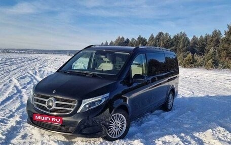 Mercedes-Benz V-Класс, 2019 год, 7 200 000 рублей, 3 фотография