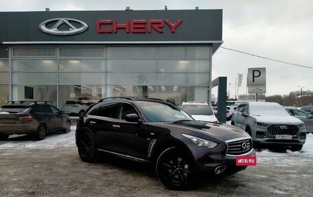 Infiniti QX70, 2016 год, 2 635 000 рублей, 3 фотография