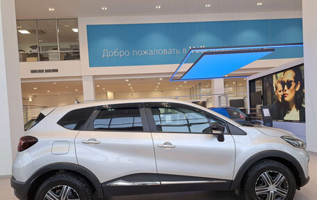 Renault Kaptur I рестайлинг, 2019 год, 1 499 000 рублей, 5 фотография