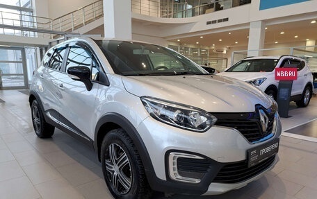 Renault Kaptur I рестайлинг, 2019 год, 1 499 000 рублей, 3 фотография