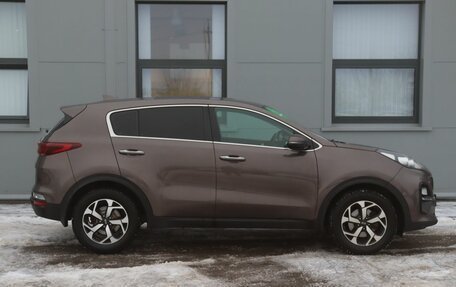 KIA Sportage IV рестайлинг, 2019 год, 1 899 000 рублей, 4 фотография