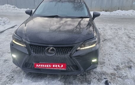 Lexus CT I рестайлинг, 2011 год, 1 500 000 рублей, 9 фотография