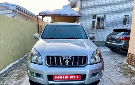 Toyota Land Cruiser Prado 120 рестайлинг, 2007 год, 1 940 000 рублей, 3 фотография