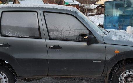 Chevrolet Niva I рестайлинг, 2010 год, 850 000 рублей, 7 фотография