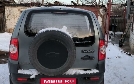 Chevrolet Niva I рестайлинг, 2010 год, 850 000 рублей, 6 фотография