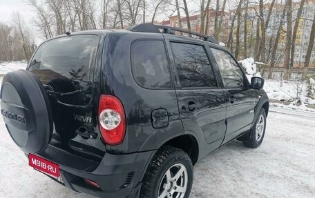 Chevrolet Niva I рестайлинг, 2012 год, 555 000 рублей, 3 фотография