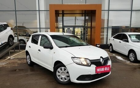 Renault Sandero II рестайлинг, 2016 год, 599 000 рублей, 3 фотография