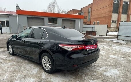 Toyota Camry, 2019 год, 2 450 000 рублей, 4 фотография