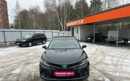 Toyota Camry, 2019 год, 2 450 000 рублей, 7 фотография