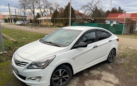 Hyundai Solaris II рестайлинг, 2016 год, 1 600 000 рублей, 4 фотография