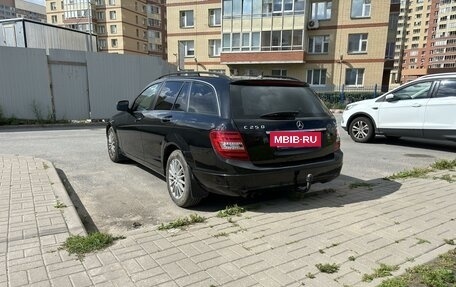 Mercedes-Benz C-Класс, 2008 год, 1 300 000 рублей, 10 фотография