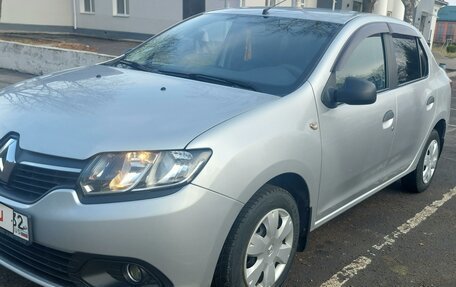 Renault Logan II, 2014 год, 930 000 рублей, 2 фотография