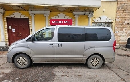 Hyundai H-1 II рестайлинг, 2015 год, 1 700 000 рублей, 8 фотография