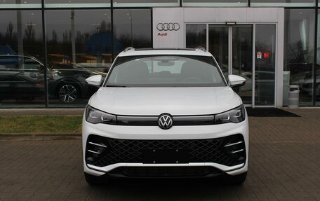 Volkswagen Tiguan, 2024 год, 5 850 000 рублей, 2 фотография