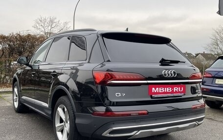 Audi Q7, 2021 год, 7 010 000 рублей, 5 фотография