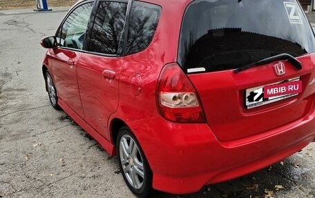 Honda Jazz I рестайлинг, 2006 год, 750 000 рублей, 10 фотография