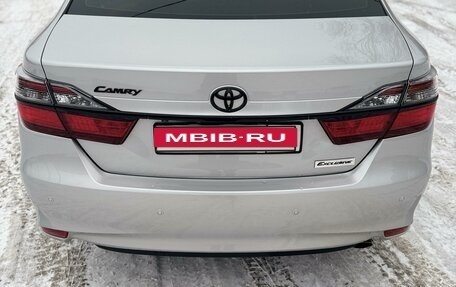 Toyota Camry, 2017 год, 3 000 000 рублей, 7 фотография