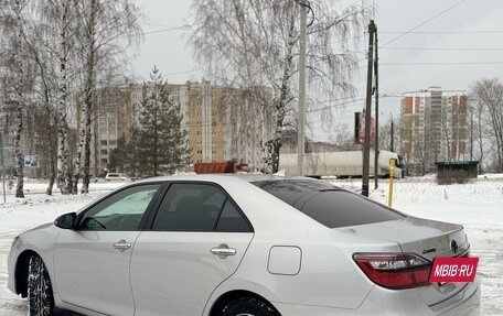 Toyota Camry, 2017 год, 3 000 000 рублей, 6 фотография