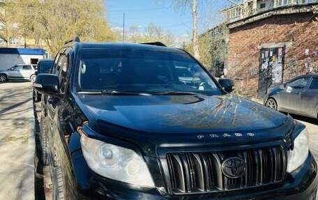 Toyota Land Cruiser Prado 150 рестайлинг 2, 2013 год, 3 200 000 рублей, 2 фотография