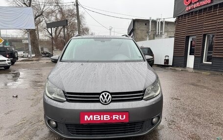 Volkswagen Touran III, 2012 год, 1 150 000 рублей, 2 фотография