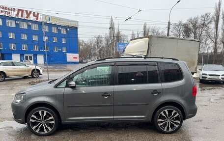 Volkswagen Touran III, 2012 год, 1 150 000 рублей, 7 фотография