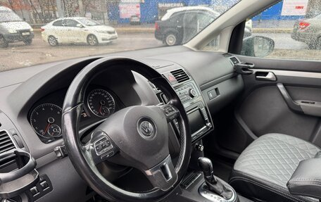 Volkswagen Touran III, 2012 год, 1 150 000 рублей, 18 фотография