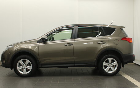 Toyota RAV4, 2013 год, 2 369 000 рублей, 13 фотография