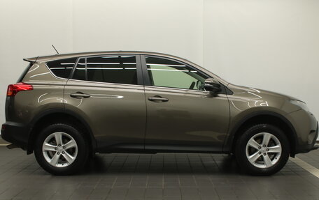 Toyota RAV4, 2013 год, 2 369 000 рублей, 10 фотография