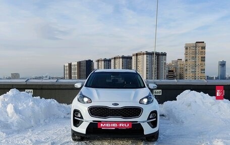 KIA Sportage IV рестайлинг, 2018 год, 2 577 000 рублей, 2 фотография