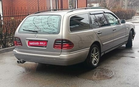 Mercedes-Benz E-Класс, 1997 год, 800 000 рублей, 3 фотография