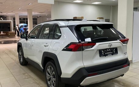 Toyota RAV4, 2024 год, 4 879 000 рублей, 6 фотография