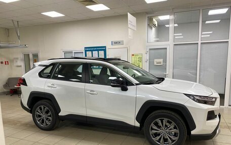 Toyota RAV4, 2024 год, 4 879 000 рублей, 3 фотография