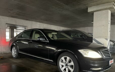 Mercedes-Benz S-Класс, 2010 год, 2 100 000 рублей, 2 фотография