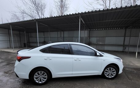 Hyundai Solaris II рестайлинг, 2019 год, 1 245 000 рублей, 5 фотография