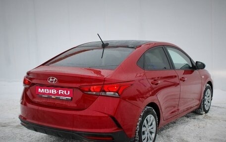 Hyundai Solaris II рестайлинг, 2021 год, 1 660 000 рублей, 7 фотография