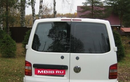 Volkswagen Transporter T5 рестайлинг, 2004 год, 855 000 рублей, 9 фотография