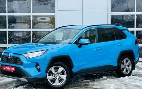 Toyota RAV4, 2019 год, 2 820 000 рублей, 1 фотография