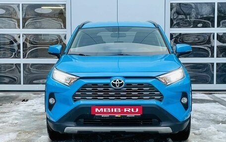 Toyota RAV4, 2019 год, 2 820 000 рублей, 2 фотография