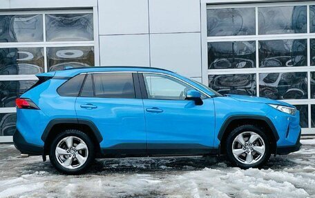 Toyota RAV4, 2019 год, 2 820 000 рублей, 4 фотография