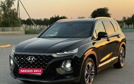 Hyundai Santa Fe IV, 2019 год, 3 380 000 рублей, 2 фотография