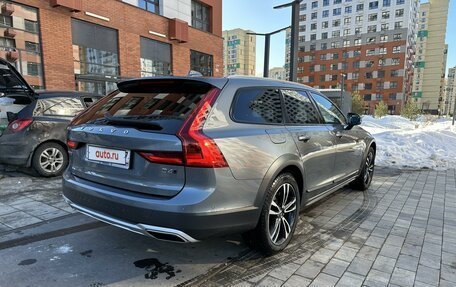 Volvo V90 Cross Country I рестайлинг, 2019 год, 5 000 000 рублей, 2 фотография