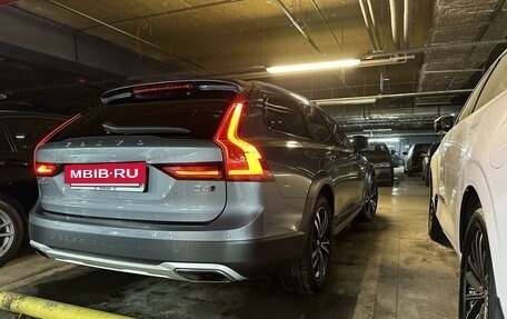 Volvo V90 Cross Country I рестайлинг, 2019 год, 5 000 000 рублей, 33 фотография