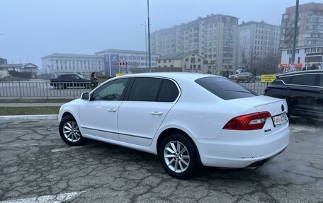 Skoda Superb III рестайлинг, 2013 год, 917 000 рублей, 3 фотография