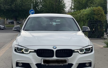 BMW 3 серия, 2018 год, 2 300 000 рублей, 2 фотография