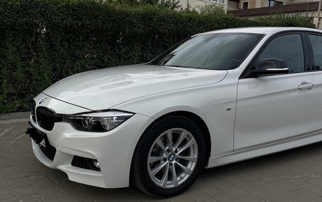 BMW 3 серия, 2018 год, 2 300 000 рублей, 11 фотография