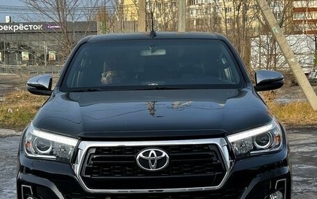 Toyota Hilux VIII, 2018 год, 3 500 000 рублей, 1 фотография