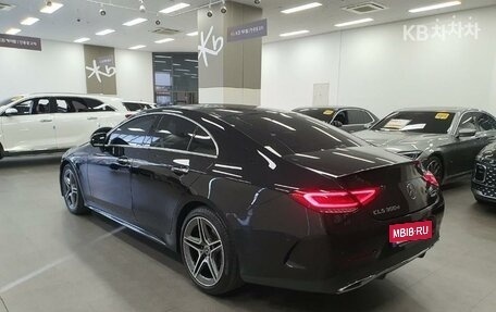 Mercedes-Benz CLS, 2022 год, 4 900 000 рублей, 5 фотография