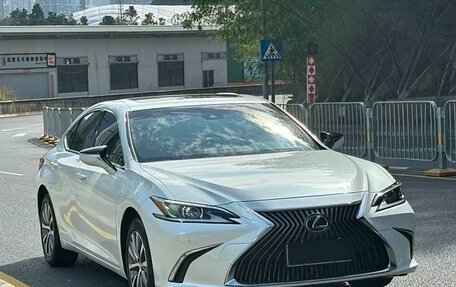 Lexus ES VII, 2020 год, 3 100 000 рублей, 2 фотография